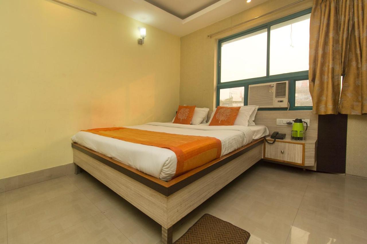 Hotel Oyo 3733 Near Hong Kong Market Siliguri Zewnętrze zdjęcie